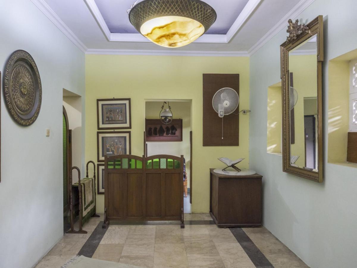Отель Reddoorz Syariah @ Lempuyangan Джокьякарта Экстерьер фото